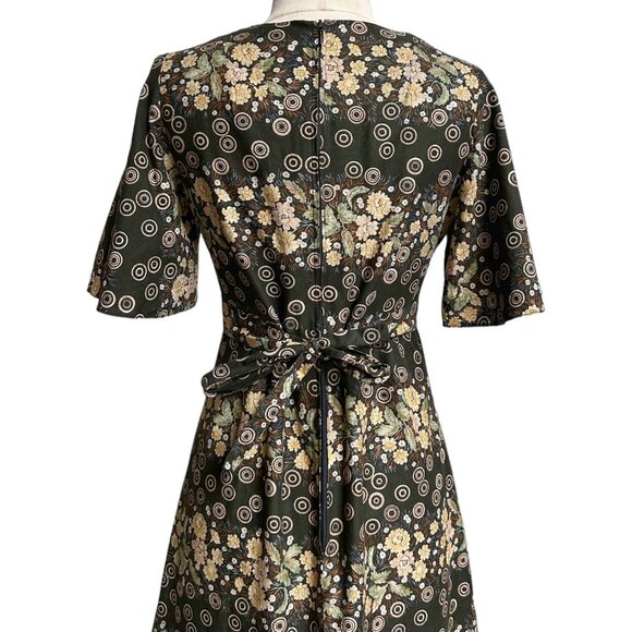 Floral Maxi Dress with Lace Trim - Picture 11 of 12